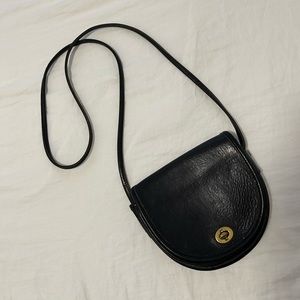 Vintage coach crossbody
